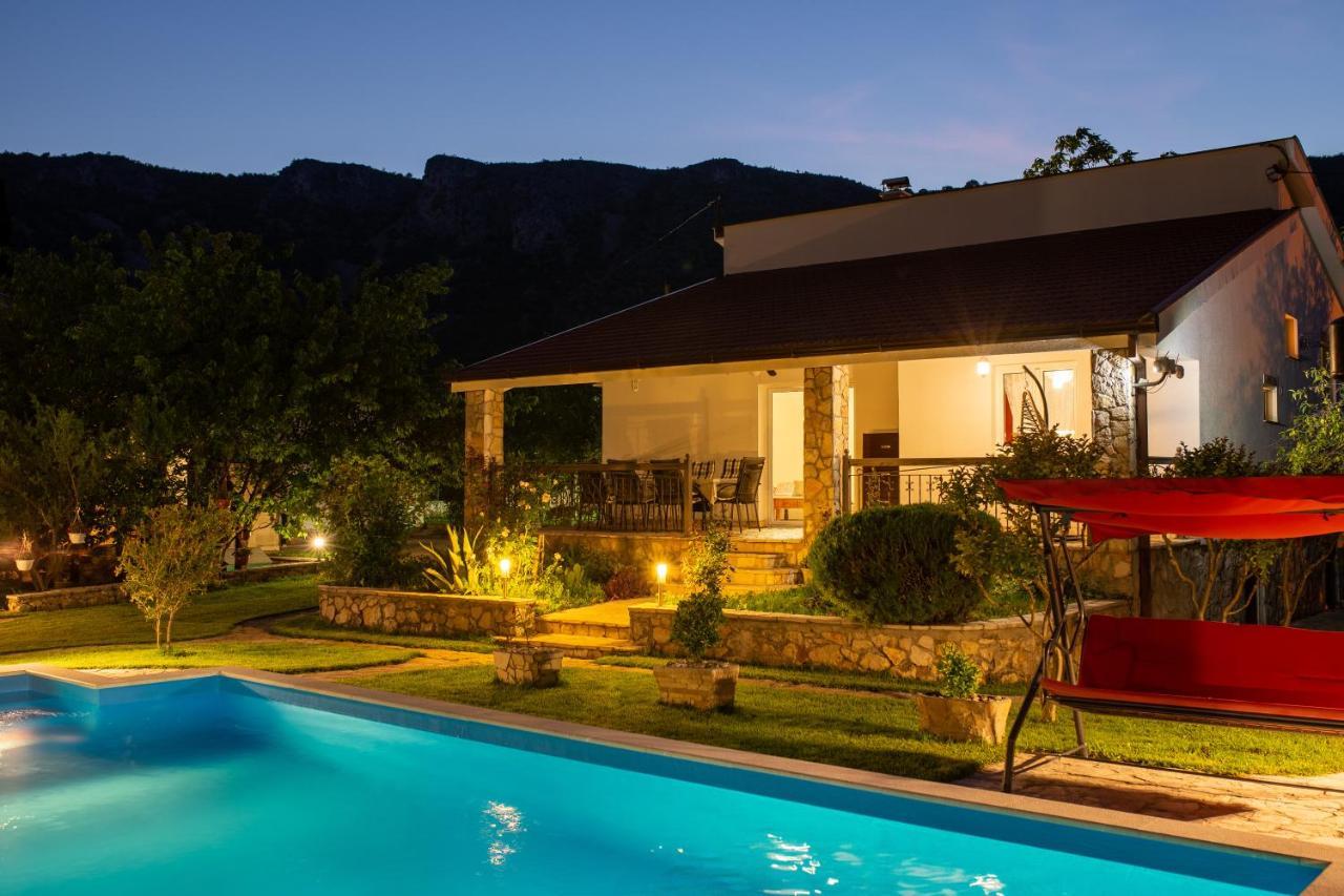 Villa Gana Buna Exterior photo